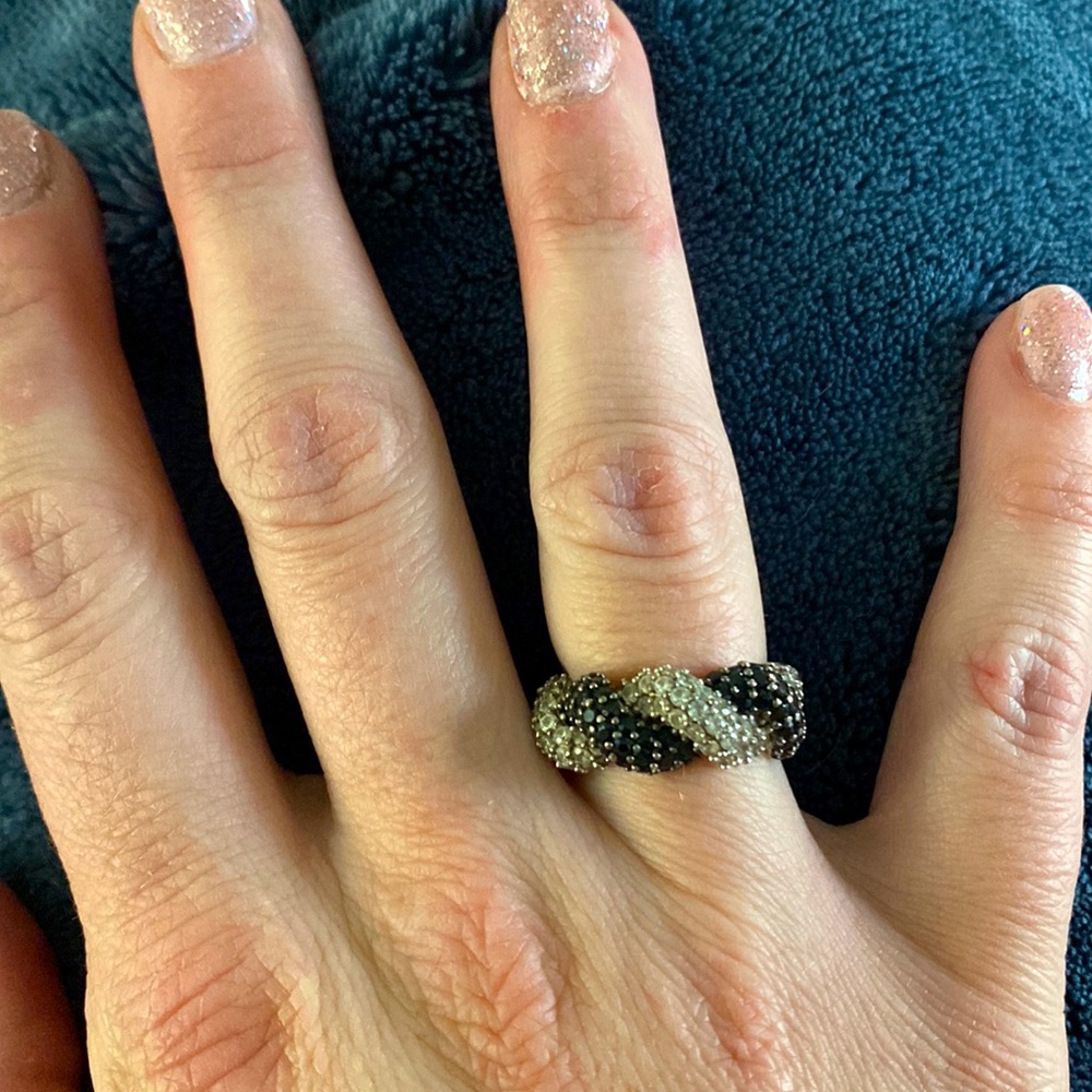 Fancy sterling silver ring